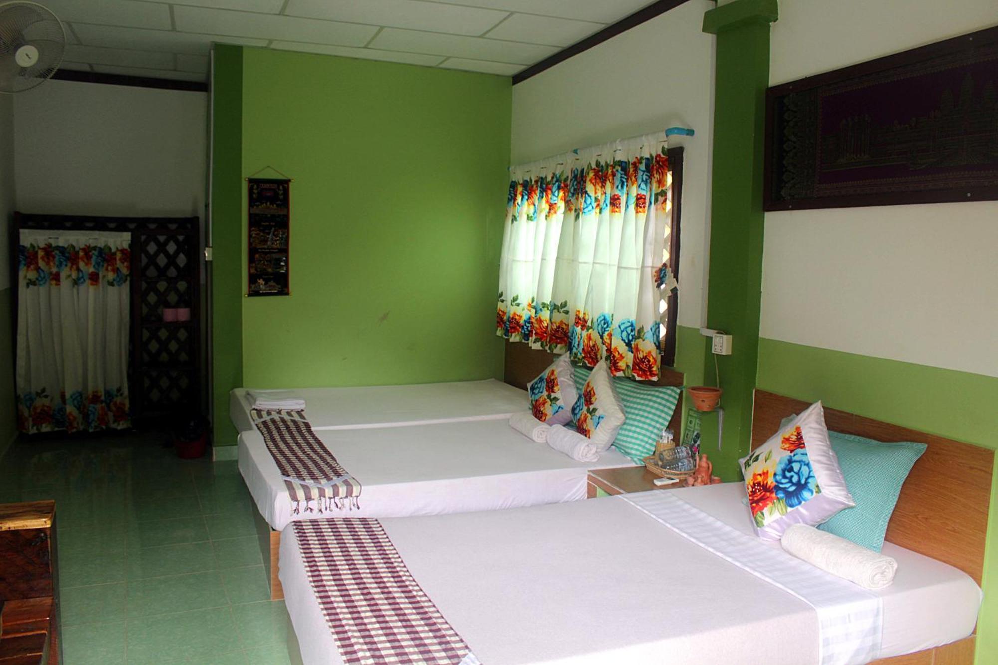 Garden Guesthouse Kampong Chhnang Room photo