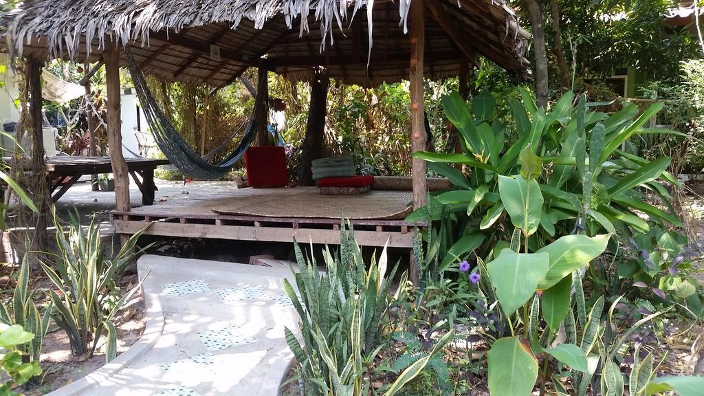 Garden Guesthouse Kampong Chhnang Exterior photo