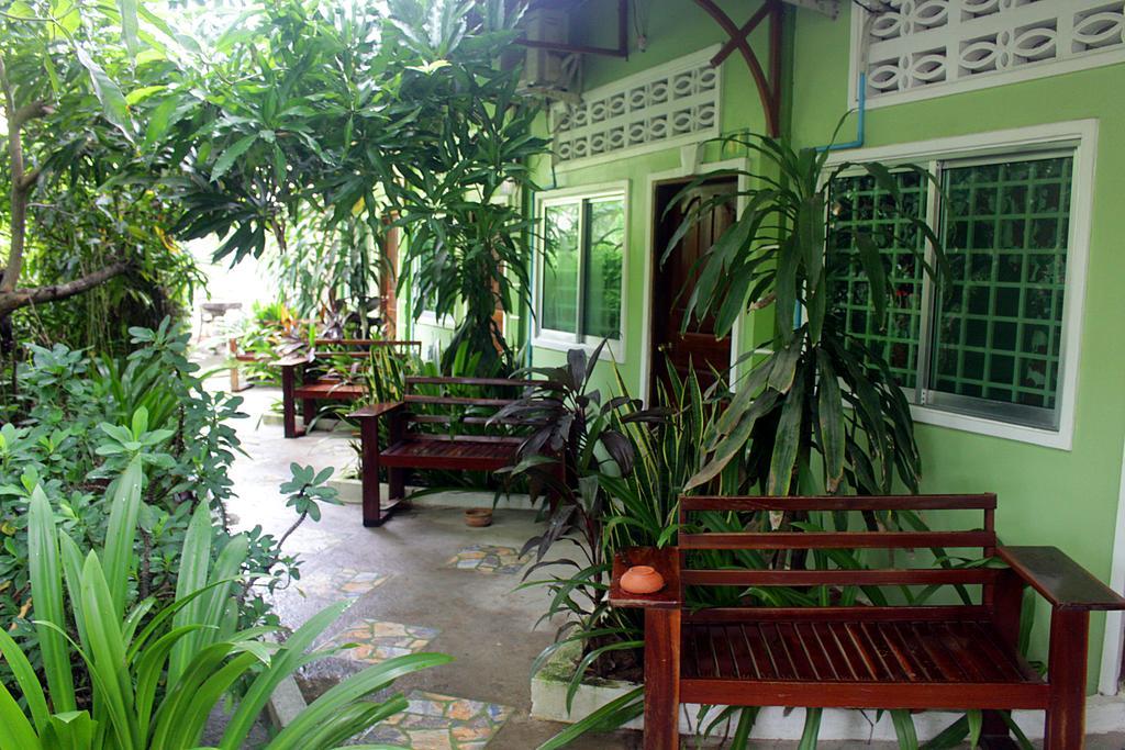 Garden Guesthouse Kampong Chhnang Exterior photo